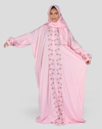 صورة شرشف صلاة نسائي مع غطاء رأس